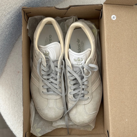 Adidas Gazelle’s - Picture 5 of 8